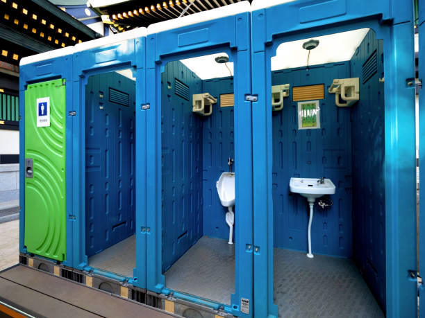 Best Porta potty delivery and setup  in Centennial, CO